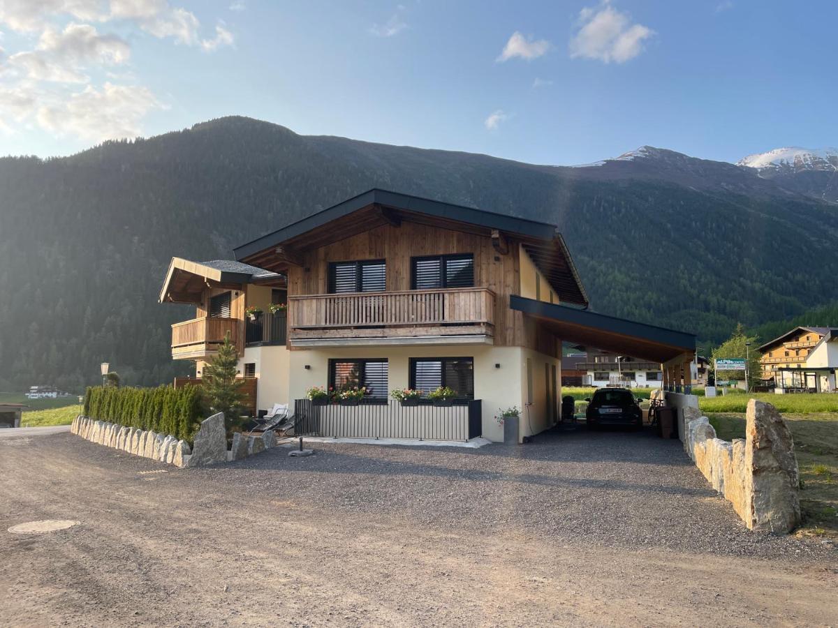 Alp Apart Niederthai Umhausen Esterno foto