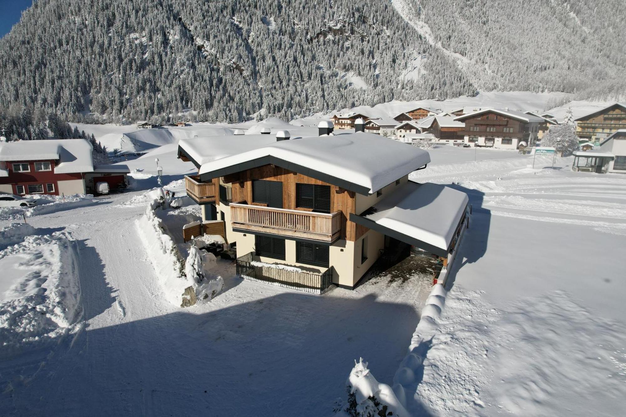 Alp Apart Niederthai Umhausen Esterno foto